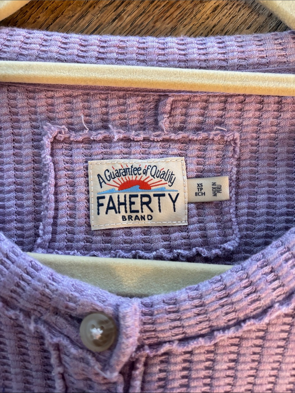Faherty Lilac Heather Waffle Ribbed  Henley Long-Sleeve Top Like New Cotton XS - Picture 9 of 9